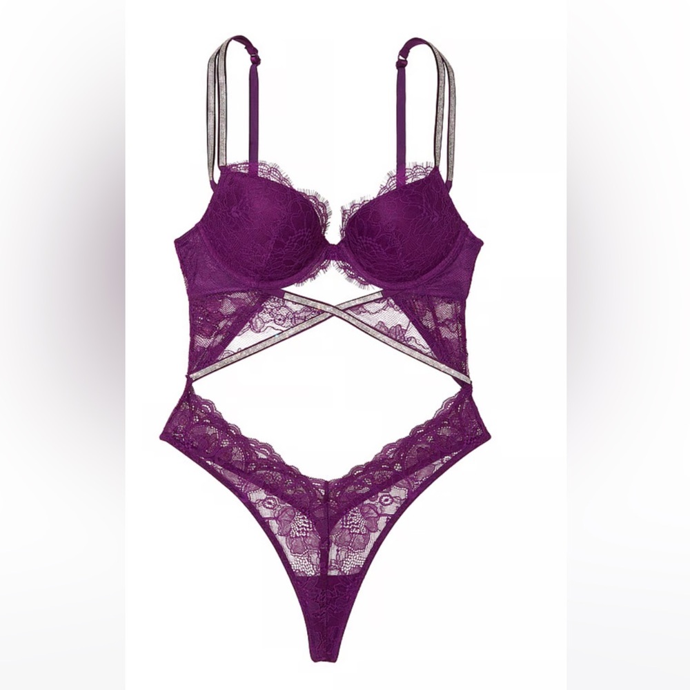 New w Tags VS one piece, purple, size XL